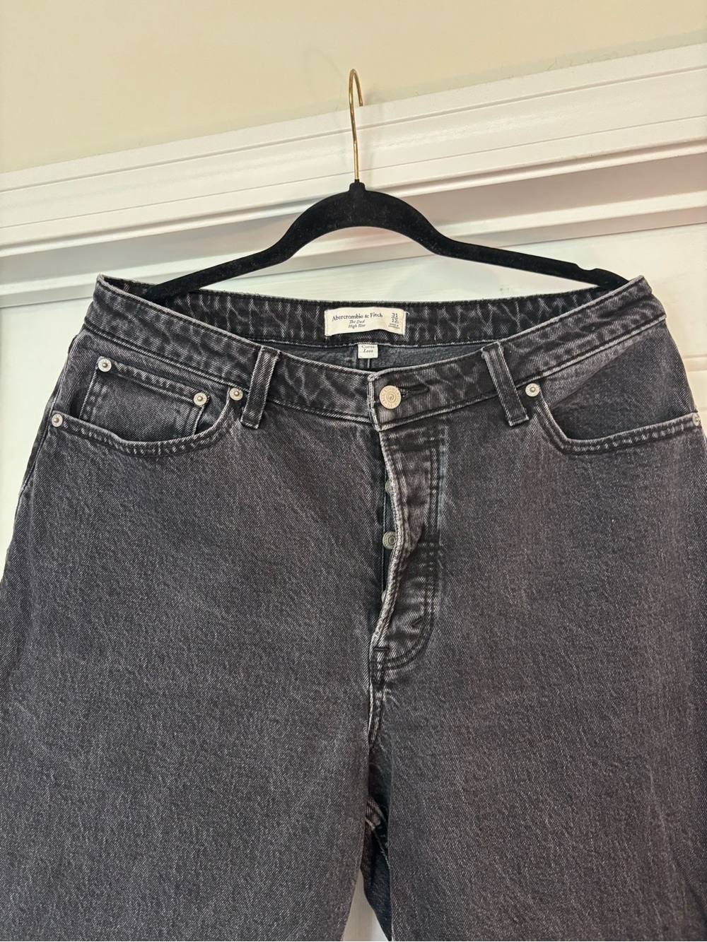 Abercrombie & Fitch The Dad Jean curve love 31/12 Distressed Black Straight leg - Picture 3 of 7